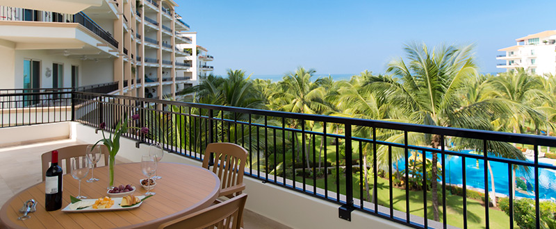 beachfront nuevo vallarta resort